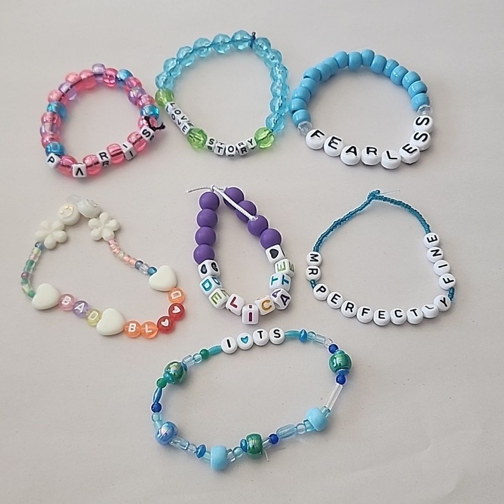 Taylor Swift Friendship Bracelets Lot of 7
